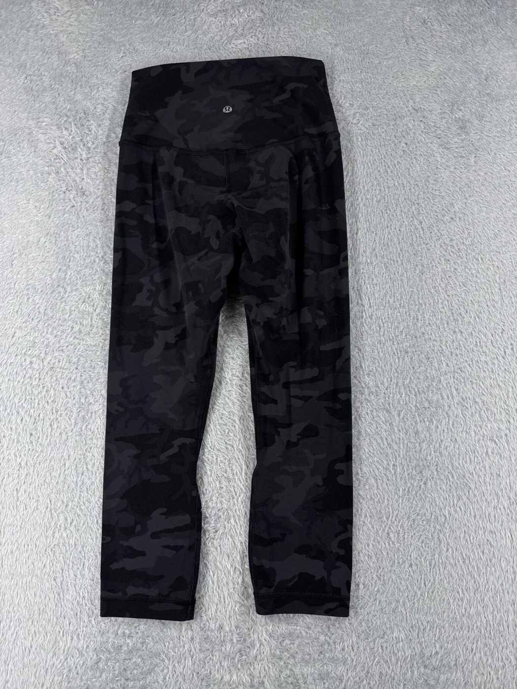 Pre-owned lululemon wholesale stock for depop sellers