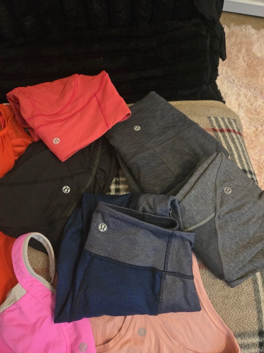 Pre-owned lululemon wholesale stock for flea market & pop-up sellers