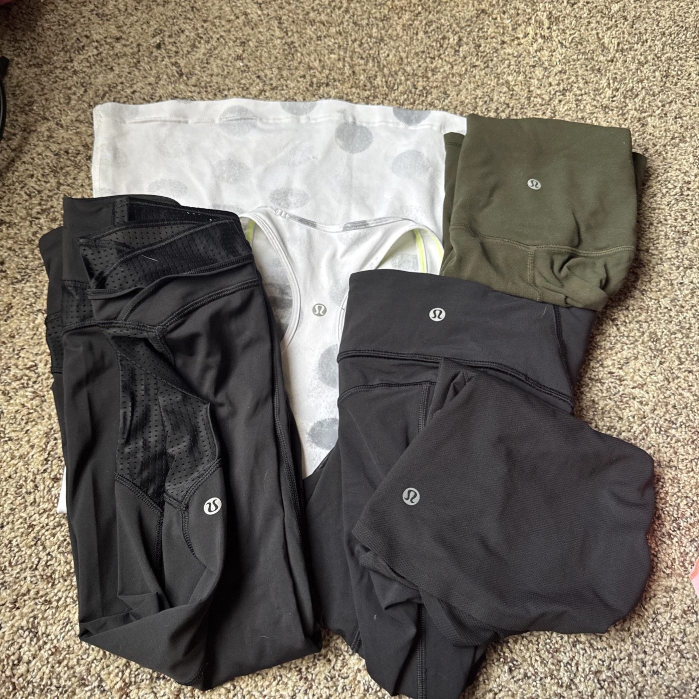 Pre-owned lululemon wholesale stock for thrift stores